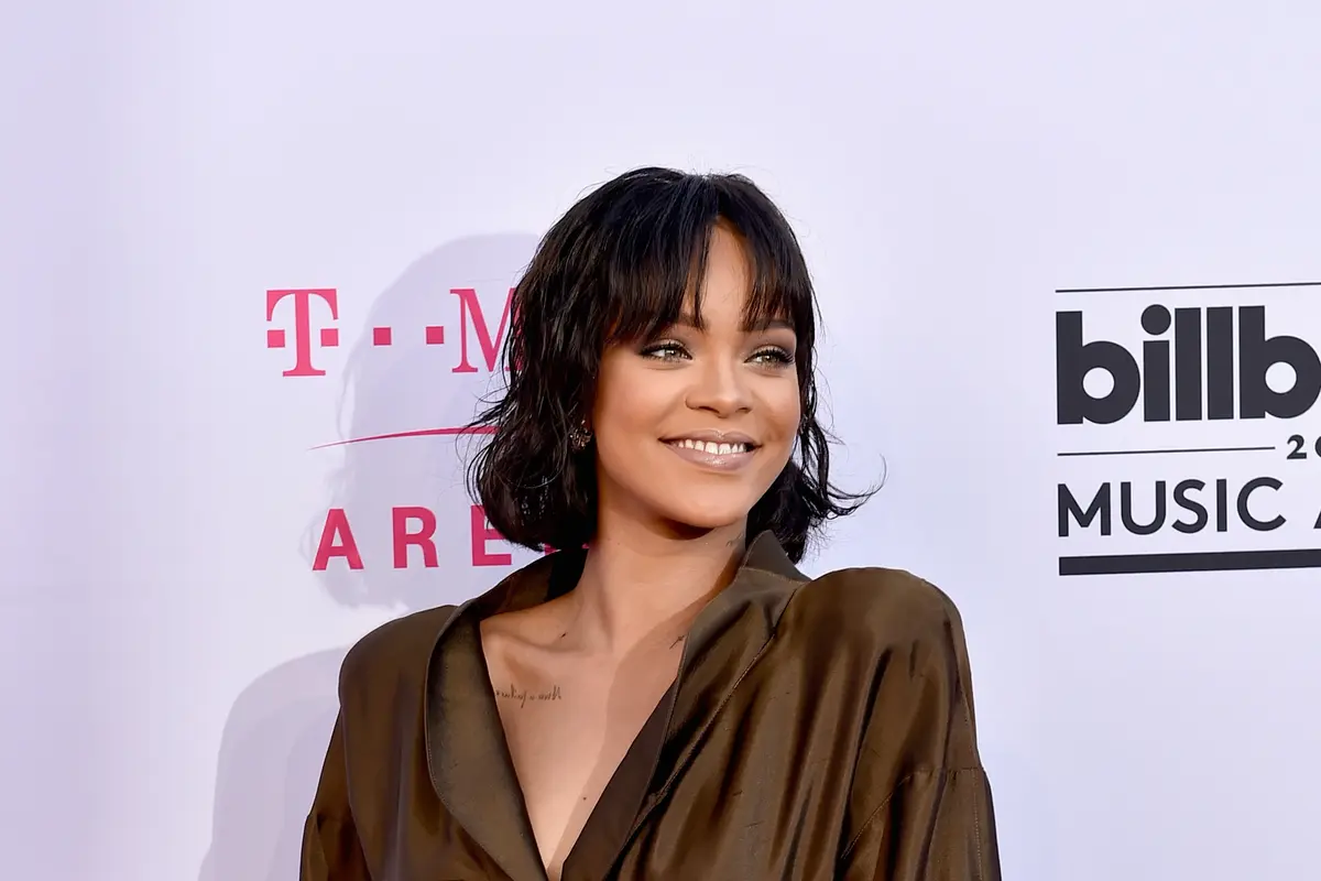 [Bintang] Rihanna