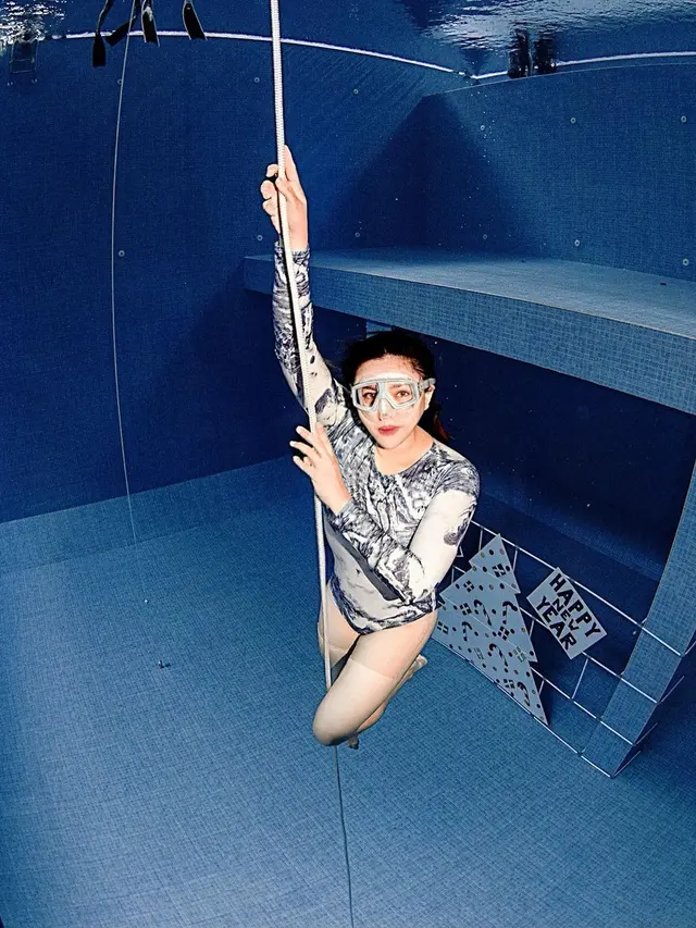 6 Potret Vicky Shu Belajar Free Diving, Pasang Target Meski Miliki Sinus