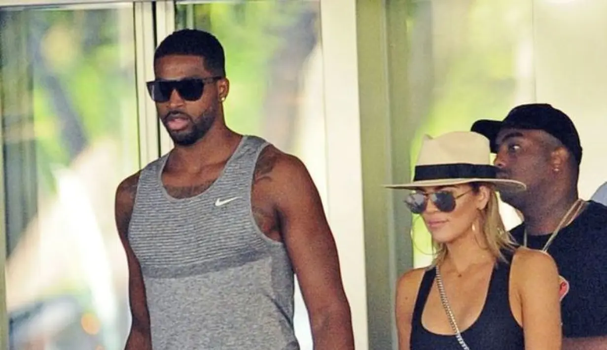 Sudah beberapa bulan sejak Tristan Thompson berusaha untuk kembali merajut kepercayaan Khloe Kardashian. (blacksportsonline.com)