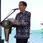 Presiden Joko Widodo saat berpidato pada Hari Pers Nasional 2016 di Kawasan Ekonomi Khusus Mandalika, Kabupaten Lombok Tengah, Nusa Tenggara Barat (NTB), Selasa (9/2). (Setpres/Agus Suparto)