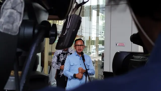 Wamendagri Bima Arya Sugiarto menyatakan, ada 24 kepala daerah terpilih yang tidak menghadiri pemeriksaan kesehatan di Gedung Kemendagri, Minggu (16/2/2025).