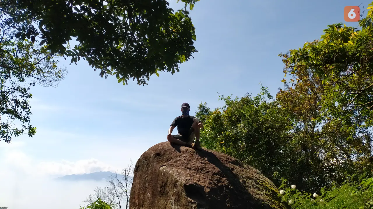 Mendaki Gunung