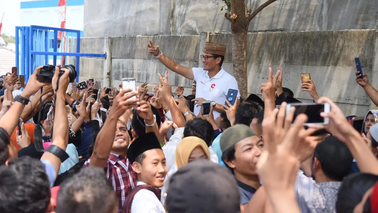 Sandiaga Uno berkampanye di Tangerang Selatan (Liputan6.com/Fachrur Rozie)