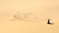 Kisah Tragis Memorial Sahara yang Tertangkap Satelit Google Earth