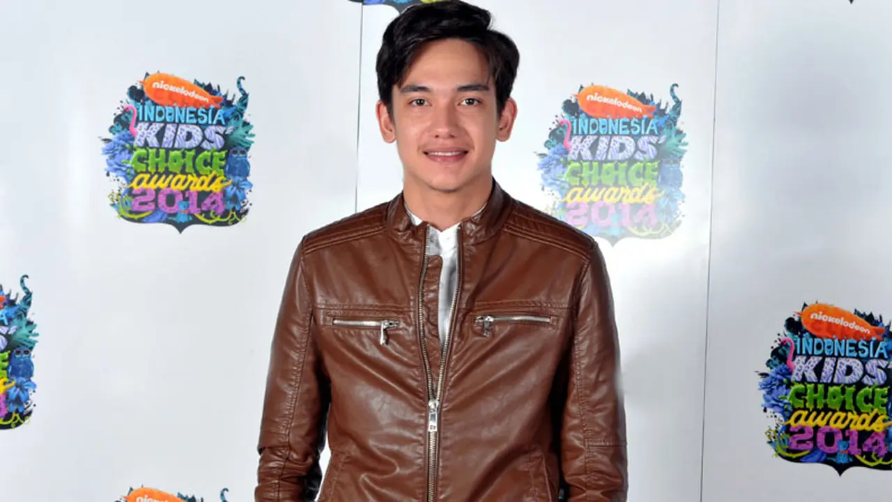 Ultah ke-23, Adipati Dolken Berharap Punya Rumah Sendiri