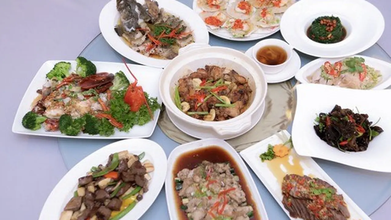 Makanan China Otentik yang Langsung Dibuat oleh Chef Asli Tiongkok di  Tien Chao Gran Melia