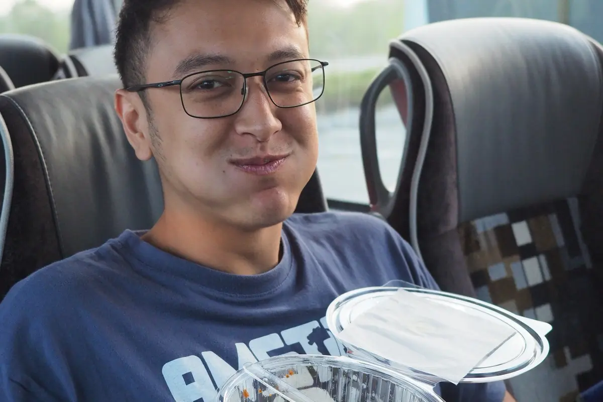 [Bintang] Cinta Dimas Anggara untuk Film Promise