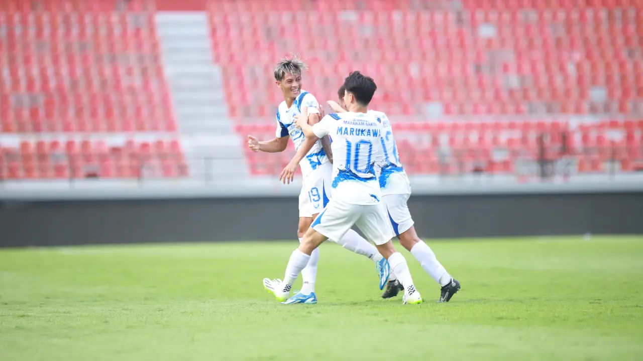 Alfeandra Dewangga - Arema FC Vs PSIS Semarang di BRI Liga 1 2023/2024