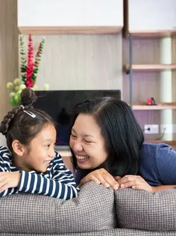 Rasa lelah terus-menerus, kulit pucat, hingga sesak napas bisa jadi bukan hal sepele, lho. Yuk, kenali 6 gejala kekurangan zat besi yang sering dialami ibu rumah tangga agar bisa segera ditangani sebelum berdampak lebih serius! (Foto dok: Freepik/Danai76).