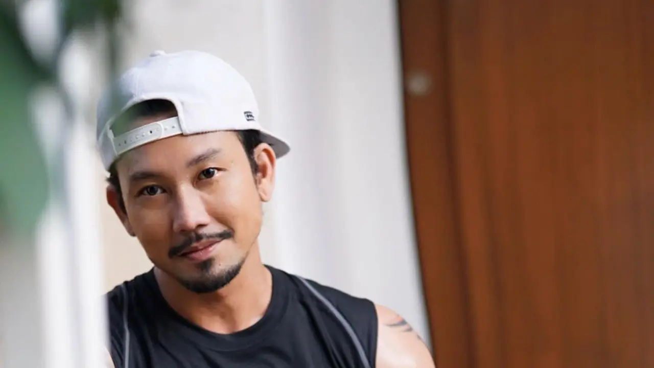[Fimela] Denny Sumargo[Fimela] Denny Sumargo