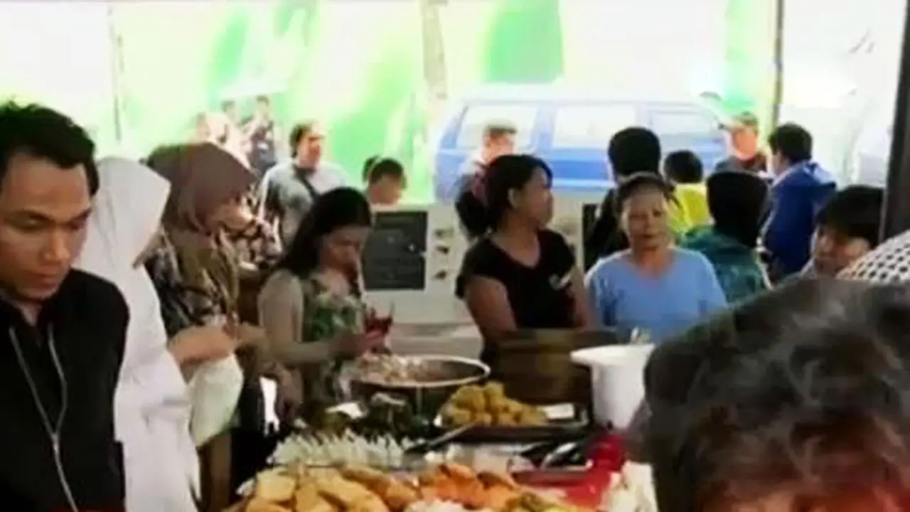 VIDEO: Pasar Benhil Mulai Diserbu Pemburu Takjil Ramadan
