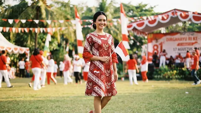 Ide Dress Batik Tema Kemerdekaan 17 Agustus 1945 HUT RI Ke-81