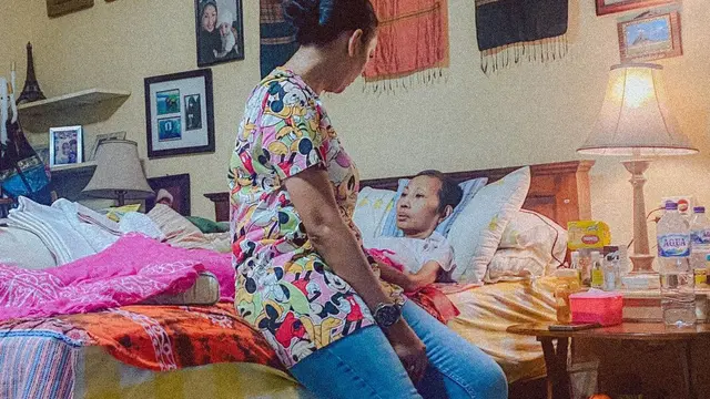 6 Potret Kalina Ocktarannya dengan Ibunda Sebelum Meninggal Dunia, Kini Jadi Kenangan