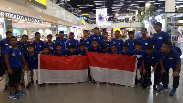 FOSSBI Rajawali Muda dan ASIOP APACINTI akan berlaga di Final Dunia Danone Nations Cup (Liputan6.com / Jonathan Pandapotan Purba)