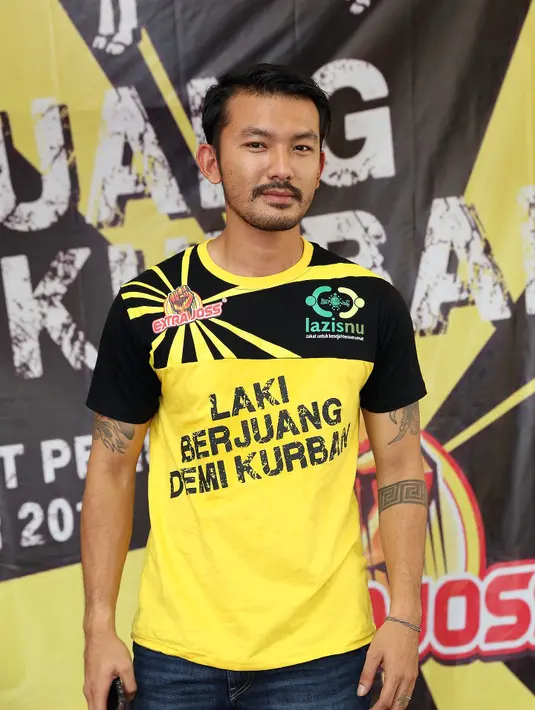 Mendekati Idul Adha mengingatkan Rio Dewanto dengan salah satu kejadian yang pernah ia alami. (Wimbarsana Kewas/Bintang.com)