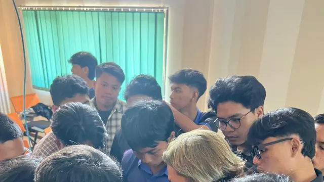 Analis Timnas Indonesia U-20 Berbagi Pengalaman di Surabaya: Ingatkan Pentingnya Pemahaman Sepak Bola di Era Teknologi AI