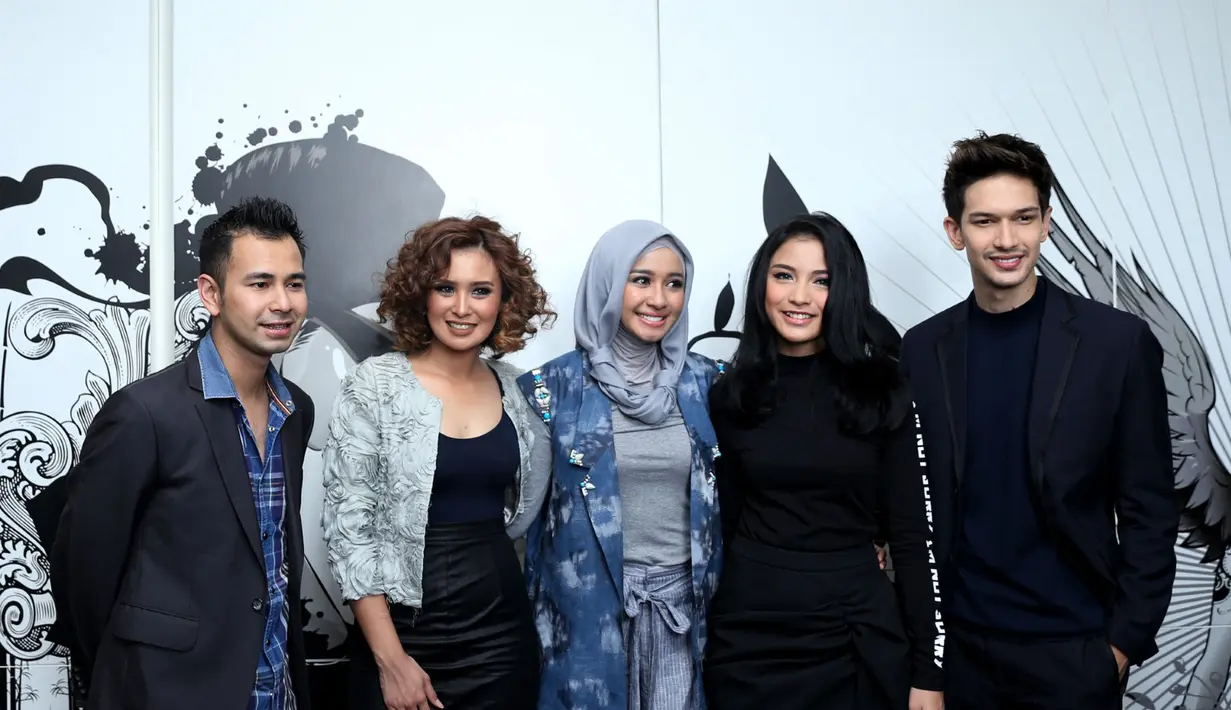 Raffi menyebut, ada pergeseran tema di lagu BBB. Dulu, BBB rajin menyanyikan single bernafaskan cinta. Kini, tema itu telah berubah. (Andy Masela/Bintang.com)