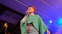 Lintang Larasati, Pengalaman Trauma Bermusik hingga Kuliah dengan More on Mumbles