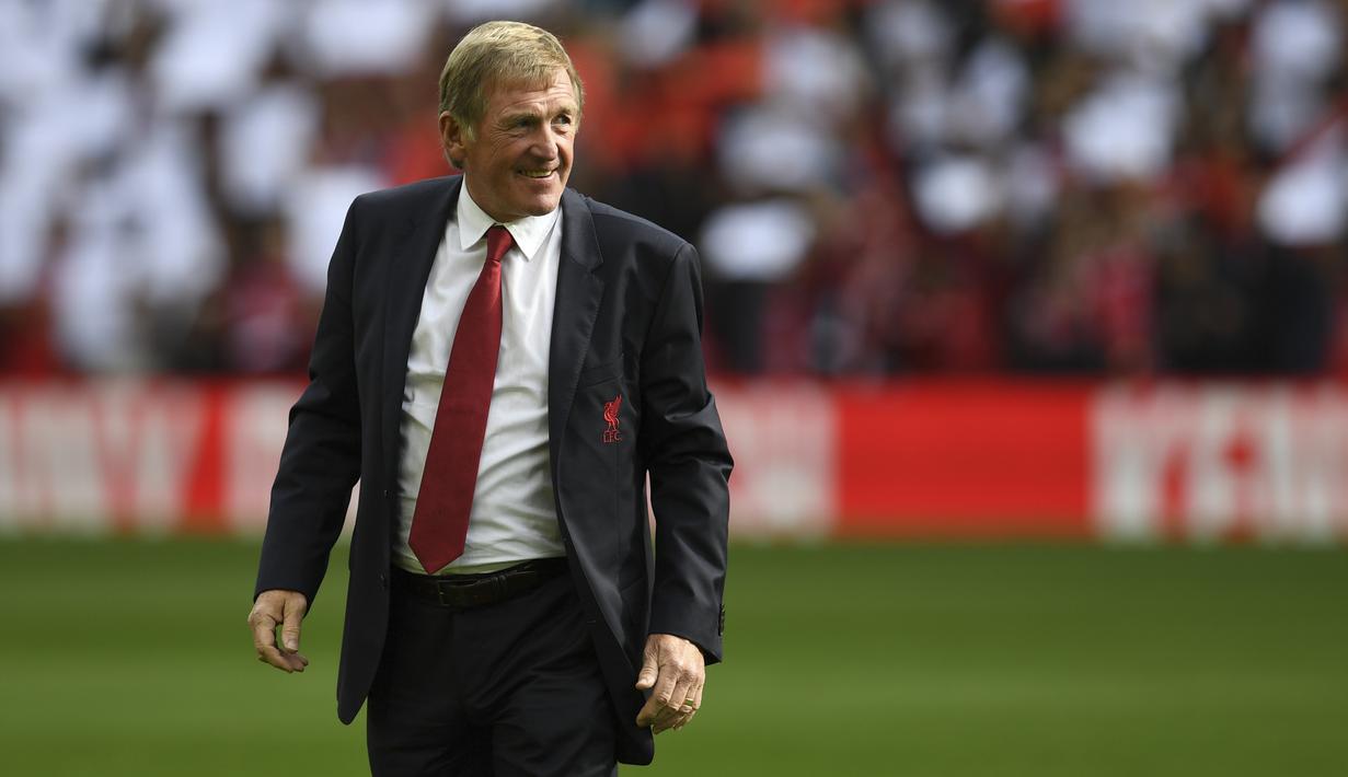 3. Kenny Dalglish - Legenda Liverpool, Kenny Dalglish kembali ke Liverpool menjadi caretaker. Ia mengantikan Roy Hodgson yang dipecat pada musim 2011/12.  (AFP/Paul Ellis)