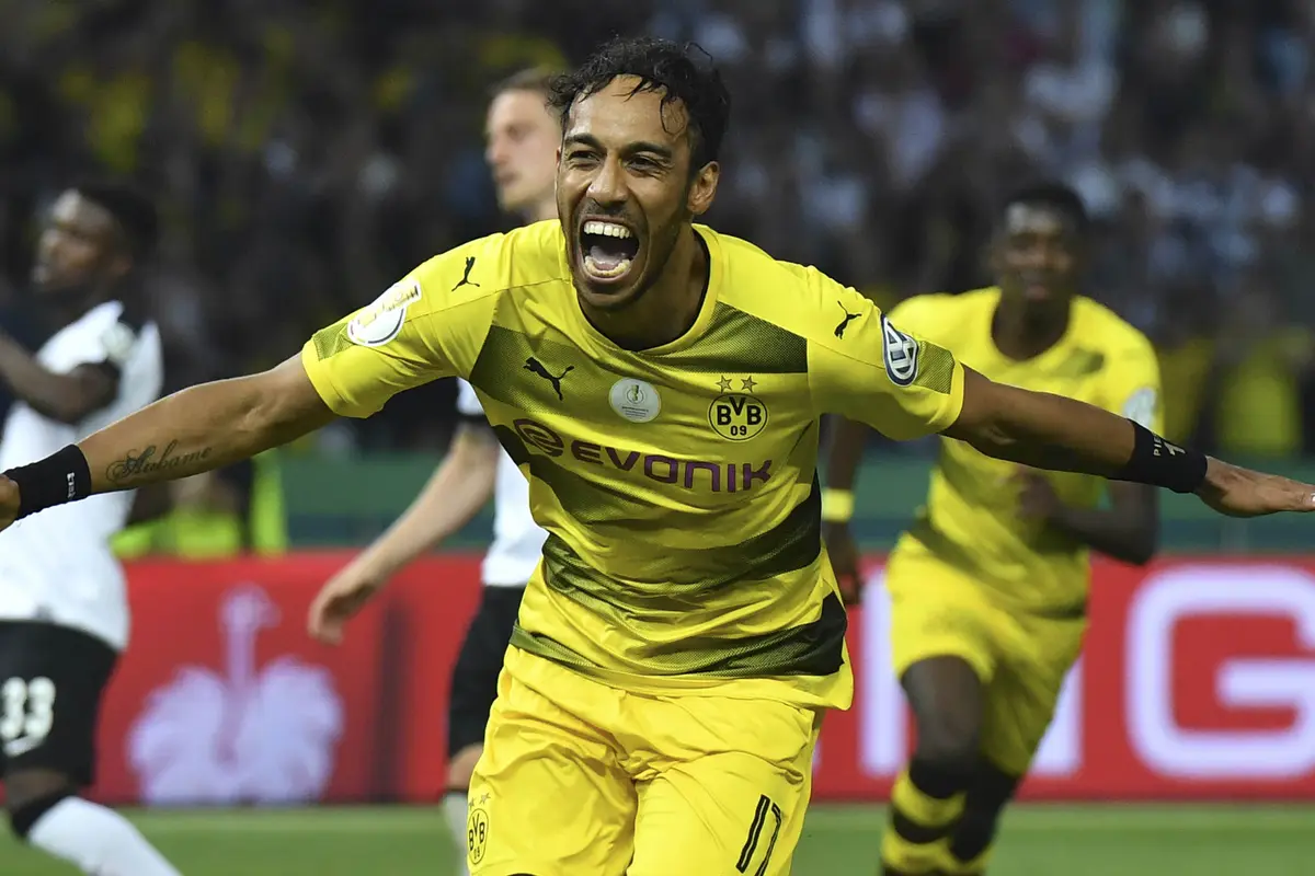 Kabar Transfer: MU Incar Kroos, Aubameyang ke Chelsea