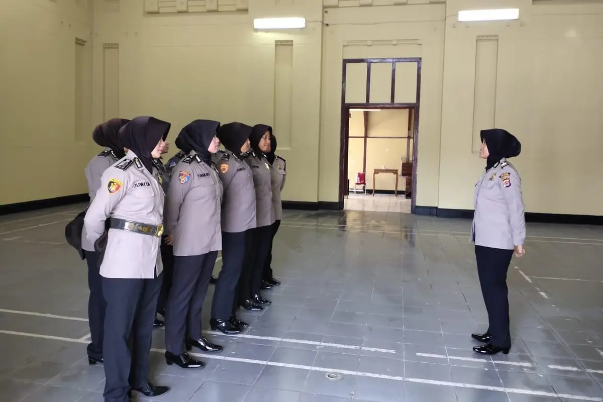 Polwan Siaga Jumat