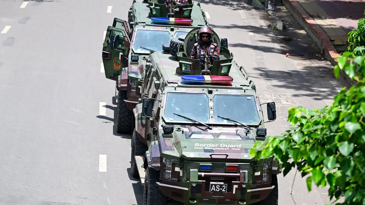 Militer Bangladesh Turun Tangan Atasi Kerusuhan