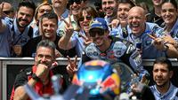 Hasil MotoGP Malaysia 2025: Alex Marquez Juara, Francesco Bagnaia Gagal Finis