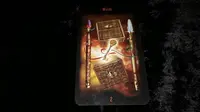 Tarot Cinta: Berada di Antara 2 Pilihan