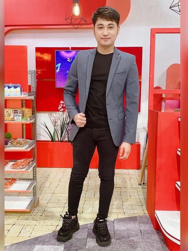 6 Potret Irwan Dangdut Academy 2 saat di Luar Panggung, Curi Perhatian