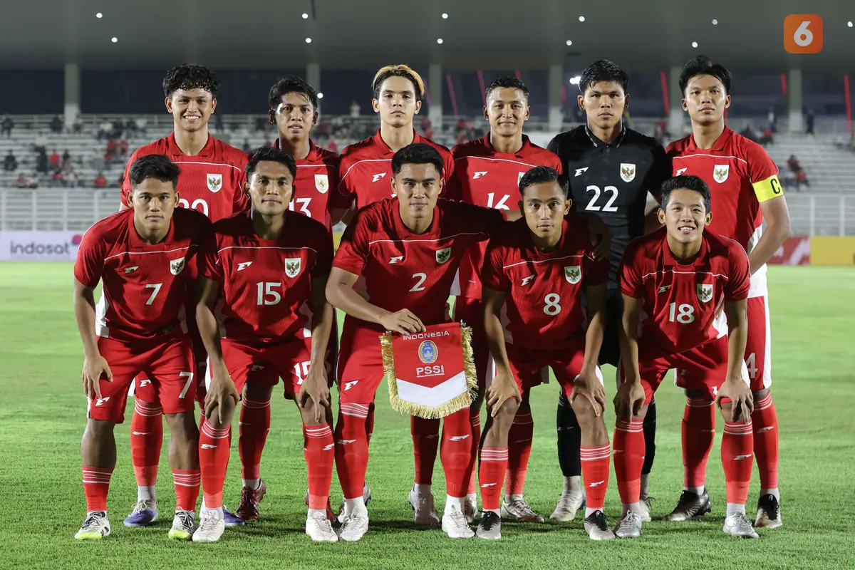 Foto: Timnas Indonesia U-23 Takluk dari India dalam Laga Uji Coba, Dony Tri Sempat Tipiskan Skor Skuad Garuda Muda