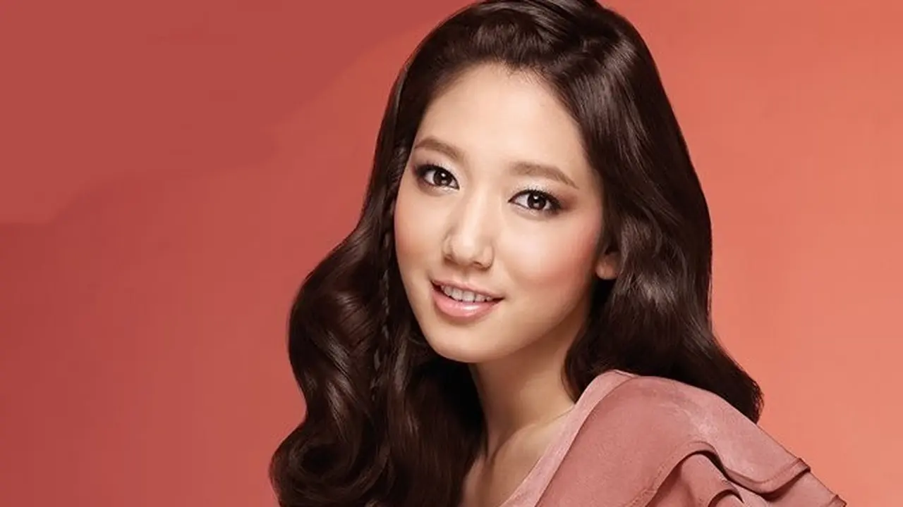 Hebat! Park Shin Hye Didaulat Jadi Model Iklan Internasional