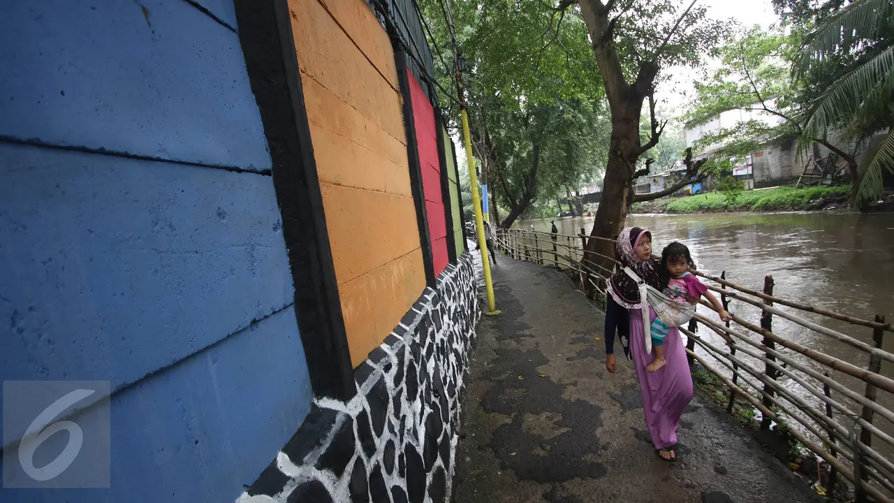 20170323-Kampung Warna Warni tanpa Rokok di Cipinang Besar Selatan-Antonius