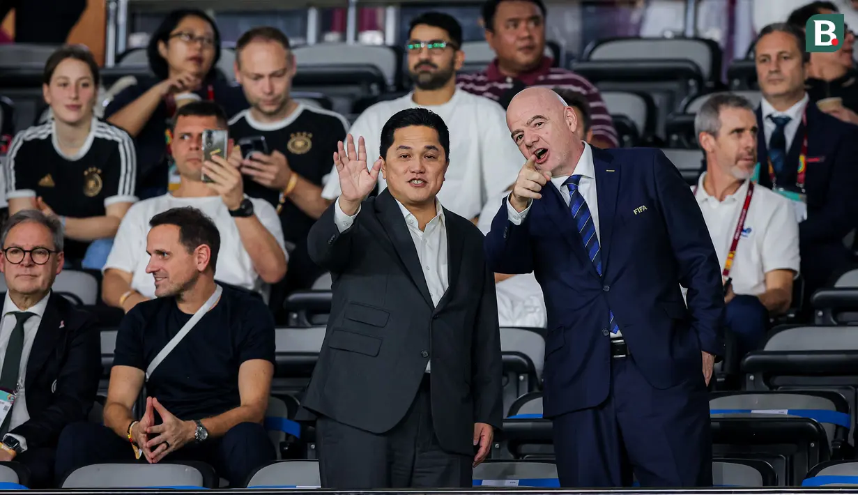 <p>Ketua Umum PSSI, Erick Thohir dan Presiden FIFA, Gianni Infantino hadir menyaksikan laga final Piala Dunia U-17 2023 antara Timnas Jerman U-17 menghadapi Timnas Prancis U-17 di Stadion Manahan, Solo, Sabtu (2/12/2023). (Bola.com/Bagaskara Lazuardi)</p>