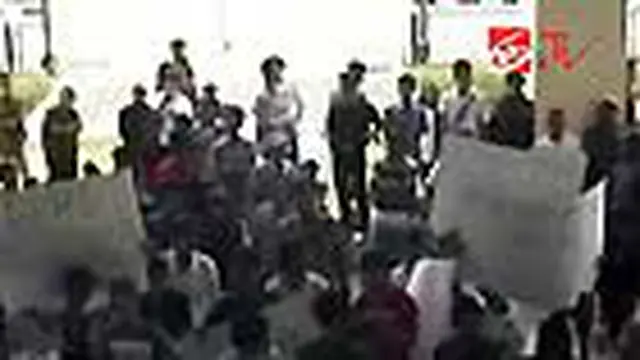 Mahasiswa Kepung DPRD Kabupaten Bekasi