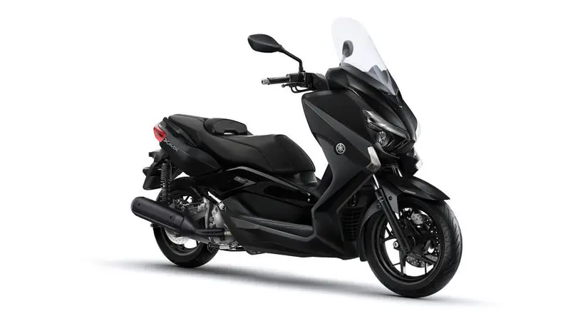 Yamaha X-Max Hadir dengan Edisi Iron Max