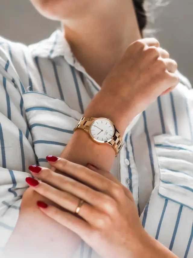 8 Warna Kutek yang Cocok untuk Kulit Sawo Matang, Tidak Bikin Kusam