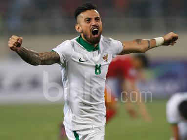 Bintang Timnas Indonesia, Stefano Lilipaly, resmi pindah dari SC Cambuur ke klub Liga 1 Indonesia, Bali United. (Bola.com/Peksi Cahyo)