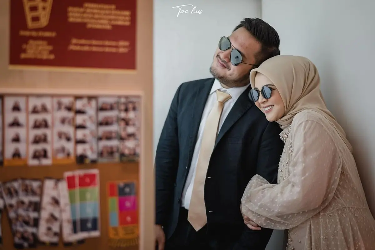[Fimela] Kesha Ratuliu dan Adhi Permana