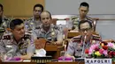 Suasana pembahasan revisi Undang-undang Terorisme antara Kapolri Jenderal Tito Karnavian dengan Komisi III DPR di Kompleks Parlemen, Senayan, Jakarta, Rabu (31/8). (Liputan6.com/Johan Tallo)