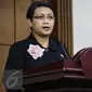 Menlu Retno Marsudi memberikan pernyataan pers di Kantor Kemenlu, Jakarta, Selasa (5/4). (Liputan6.com/Faizal Fanani)