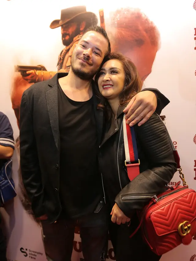 [Bintang] Nafa Urbach dan Zack Lee