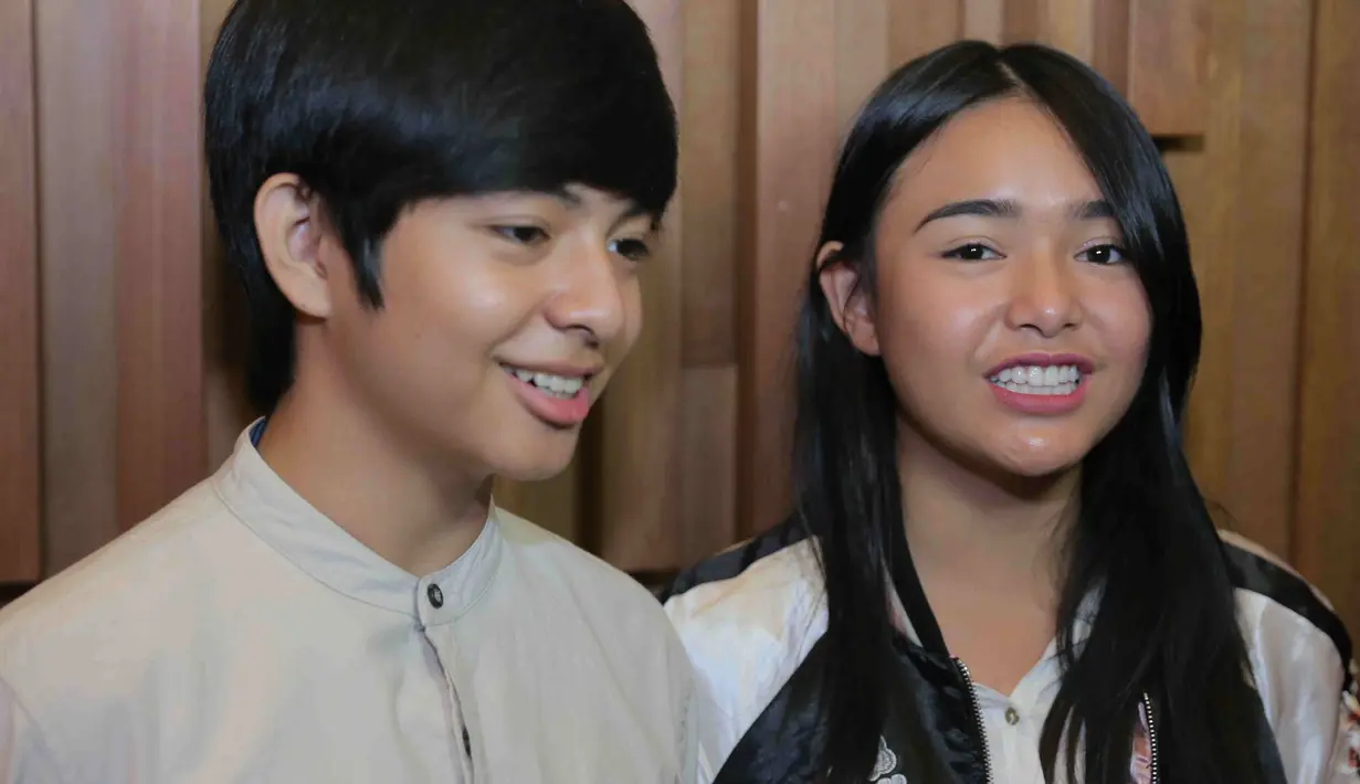 "Sebenernya aku pernah nyanyi live concert di SCTV sekitar 2-3 tahun yang lalu, dan itu aku bergabung jadi satu dari beberapa penyanyi cewek," ujar Manda. (Andy Masela/Bintang.com)