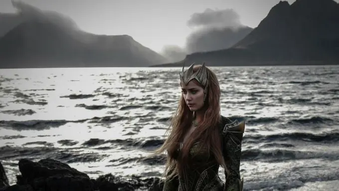 [Bintang] Amber Heard