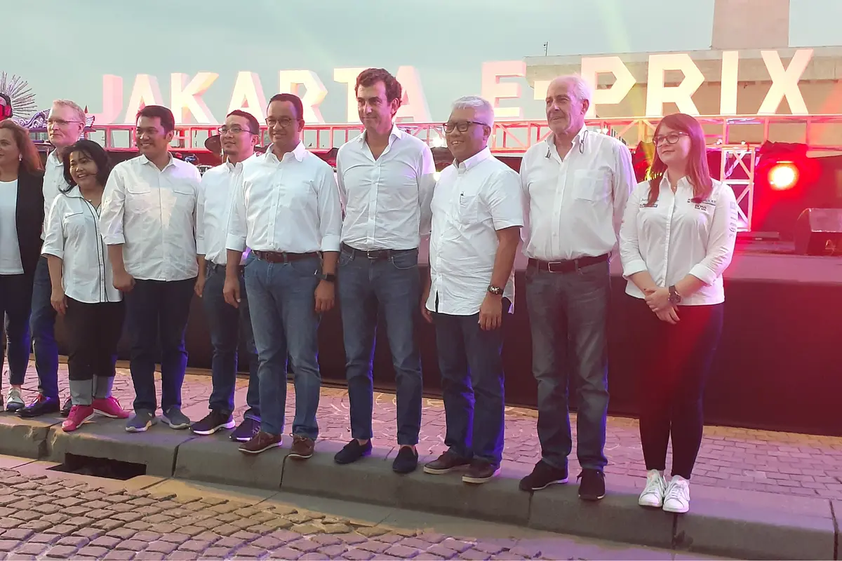 Gubernur DKI Jakarta Anies Baswedan mengumumkan penyelenggaraan Formula E di Monas 6 Juni 2020.
