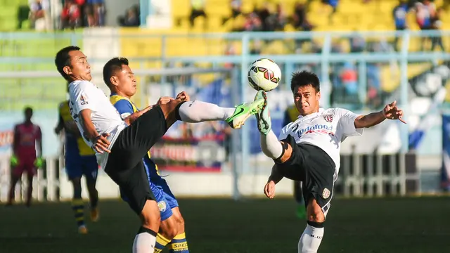 Arema Cronus vs Bali United