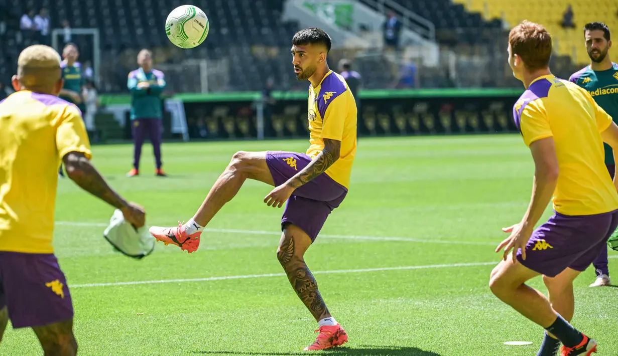 Pada laga final musim lalu, Fiorentina dipaksa mengakui keunggulan West Ham United dengan skor 1-2. (Aris Messinis/AFP)