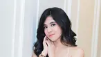 Nah, seperti ini potret terbaru Putri Una Astari Thamrin, yang lebih dikenal sebagai DJ Una yang kini sedikit lebih berisi. (FOTO: instagram.com/putriuna)