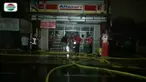 Kebakaran terjadi akibat hubungan pendek arus listrik di lantai dua.