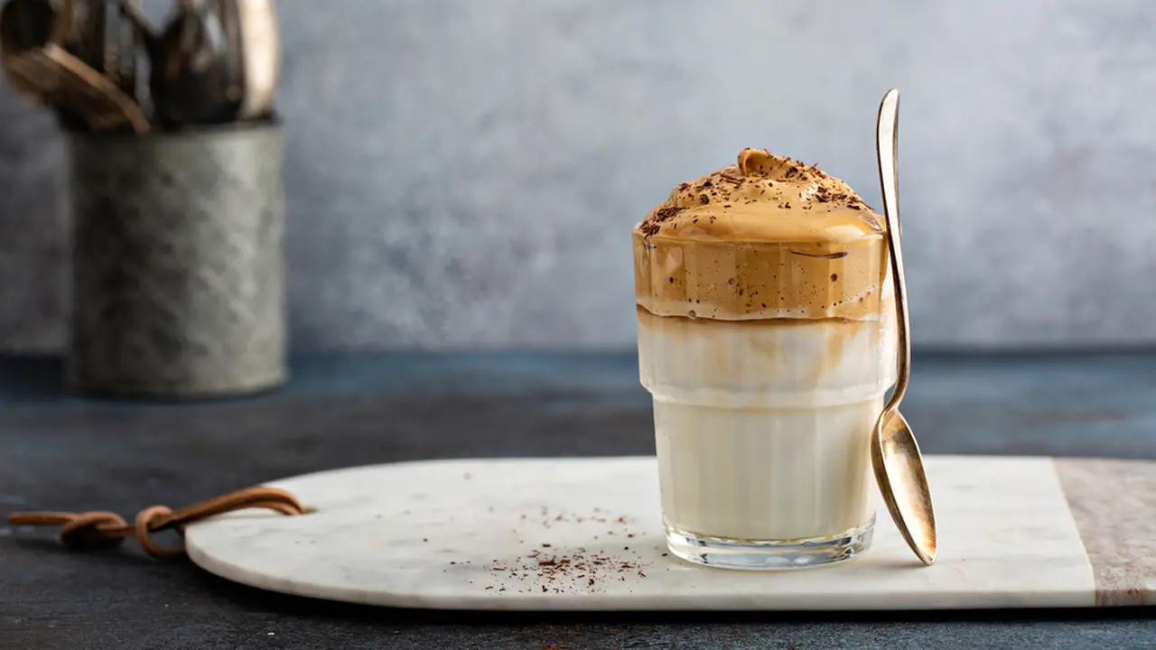 dalgona kopi