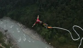 Viral Turis Dipaksa Lompat dari Wahana Ekstrem 79 Meter, Polisi Selidiki Petugas